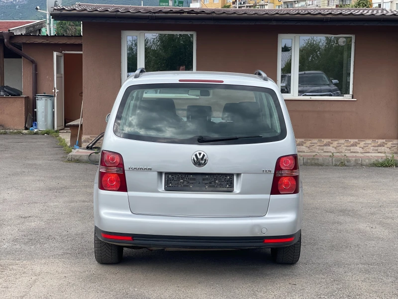 VW Touran 1.9TDi Face, снимка 4 - Автомобили и джипове - 51047894