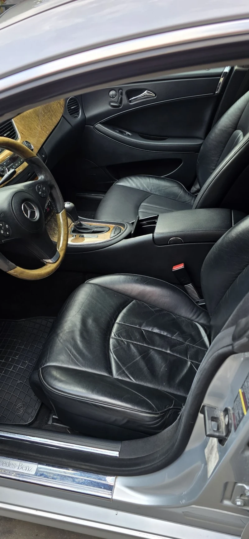 Mercedes-Benz CLS 320, снимка 6 - Автомобили и джипове - 51696559