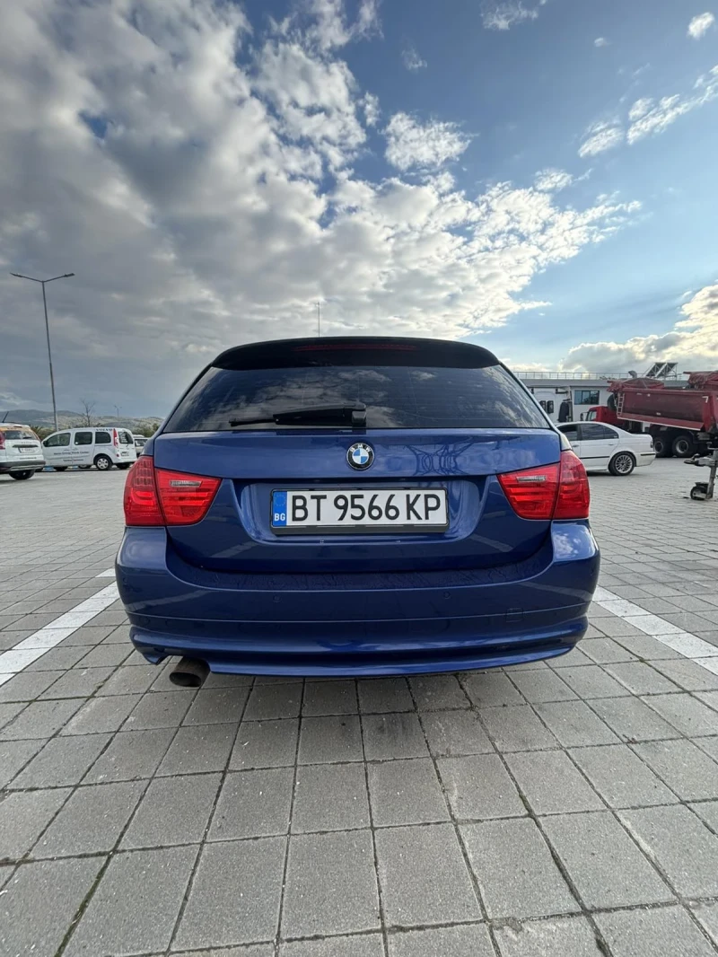 BMW 318 Фейслифт, снимка 6 - Автомобили и джипове - 52060837