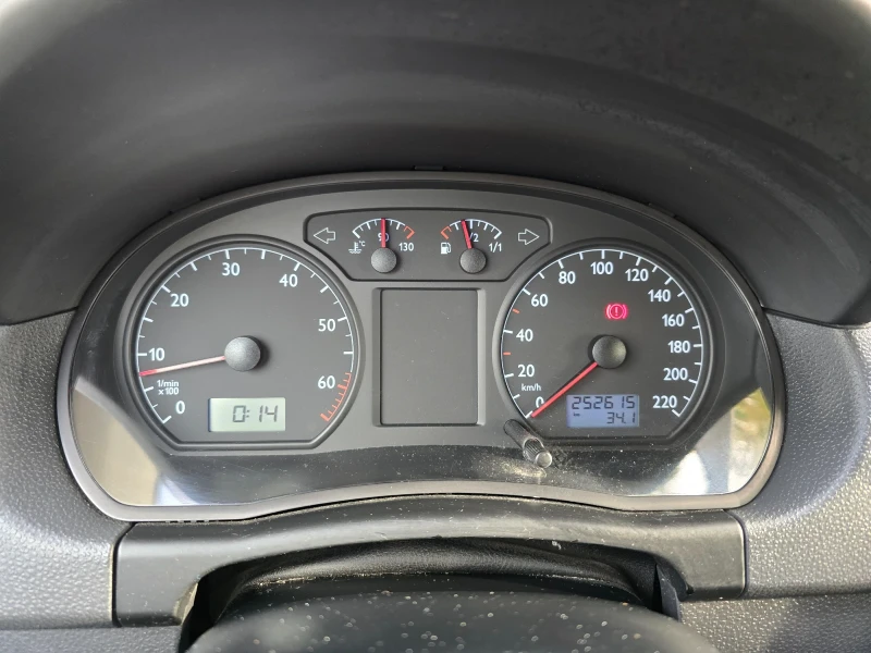 VW Polo, снимка 6 - Автомобили и джипове - 52473529
