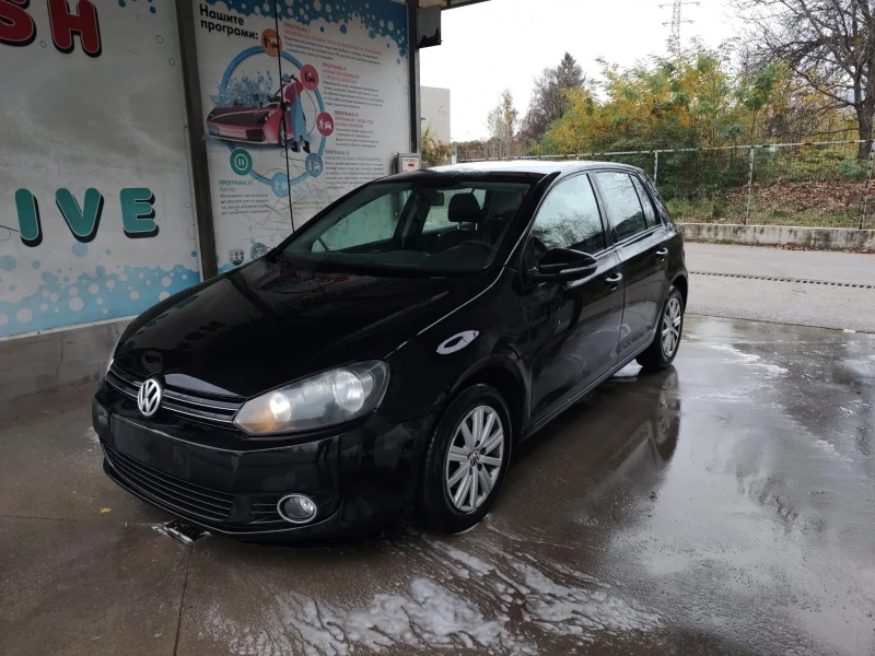 VW Golf 1.6 TDI, снимка 4 - Автомобили и джипове - 52563933