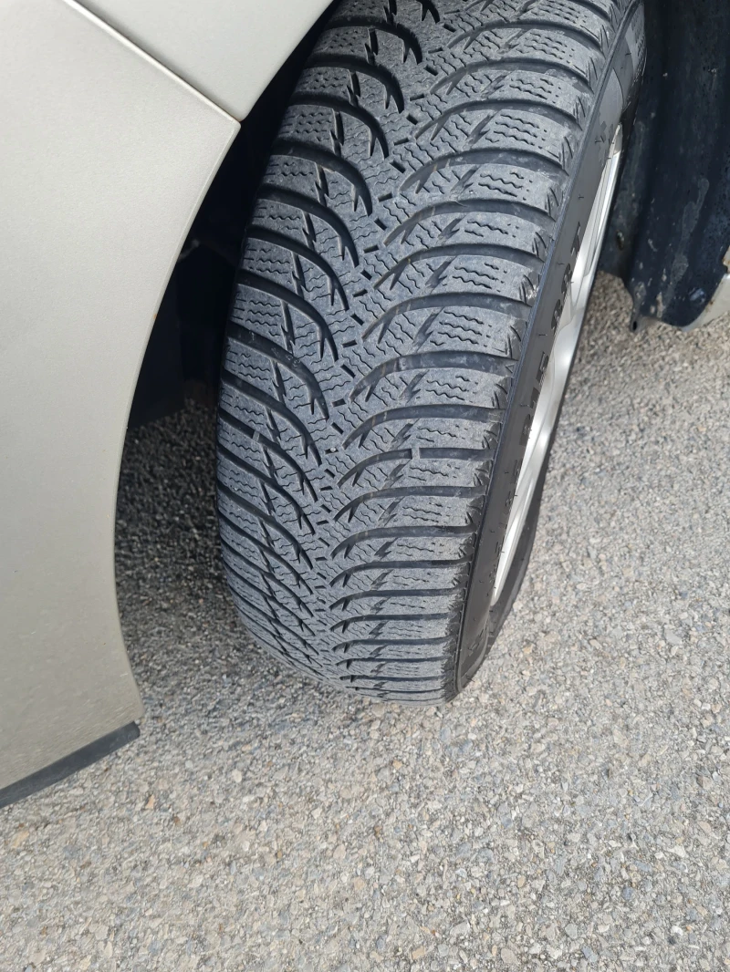 Peugeot 207 1.4куб. 90к.с. 2008г. , снимка 11 - Автомобили и джипове - 52664669