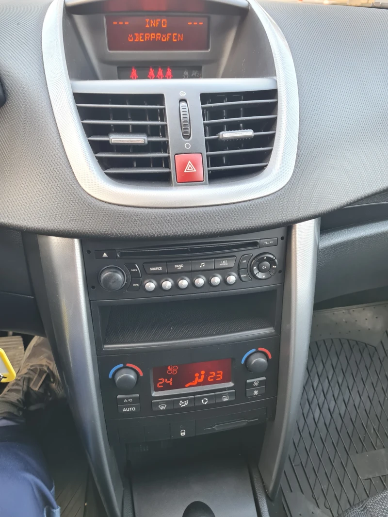 Peugeot 207 1.4куб. 90к.с. 2008г. , снимка 9 - Автомобили и джипове - 52664669