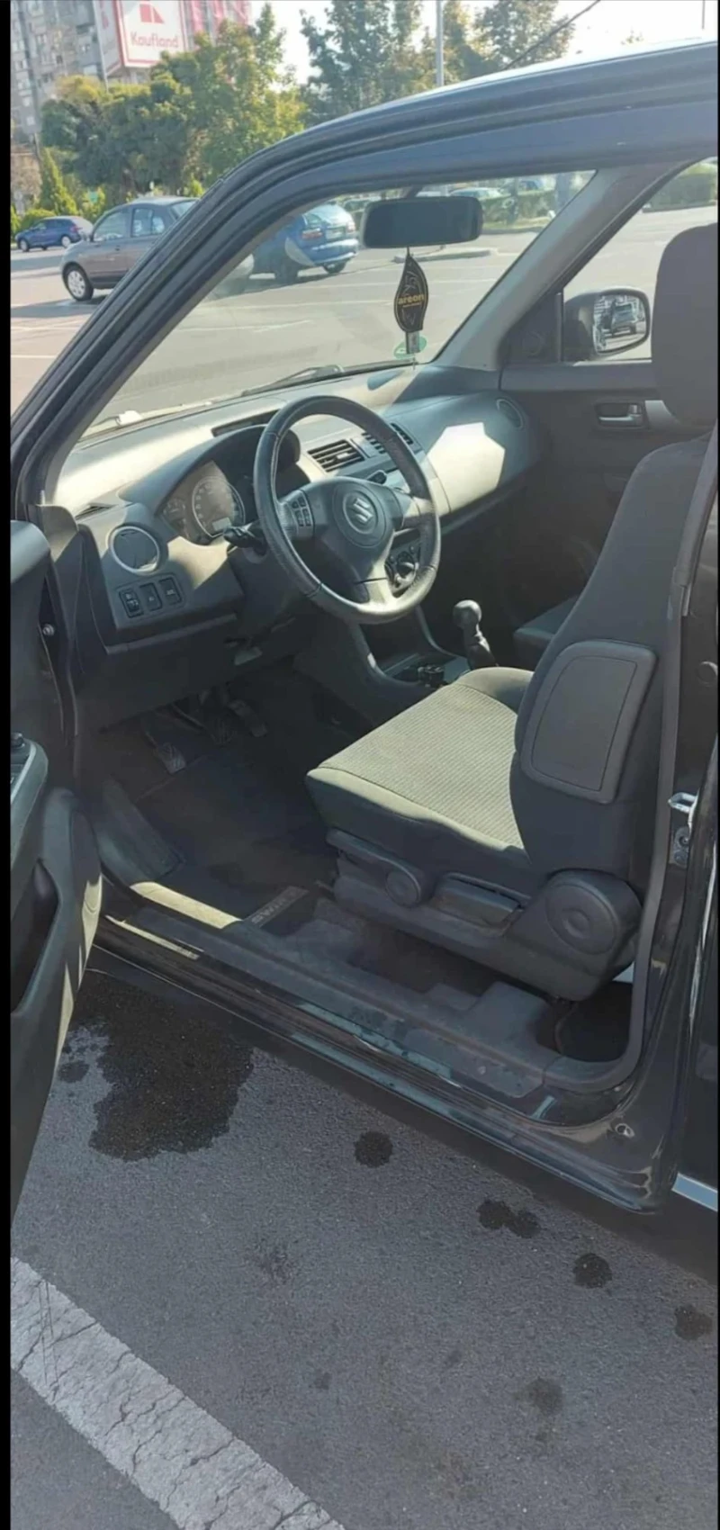 Suzuki Swift 1, 3, снимка 6 - Автомобили и джипове - 53057833