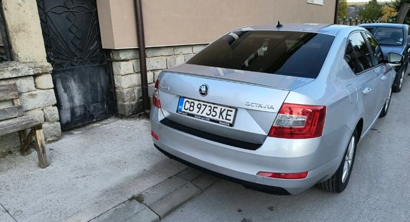 Skoda Octavia, снимка 4 - Автомобили и джипове - 53182114