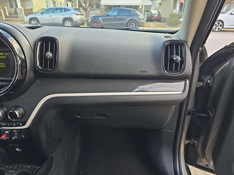 Mini Cooper s, снимка 9 - Автомобили и джипове - 53346657