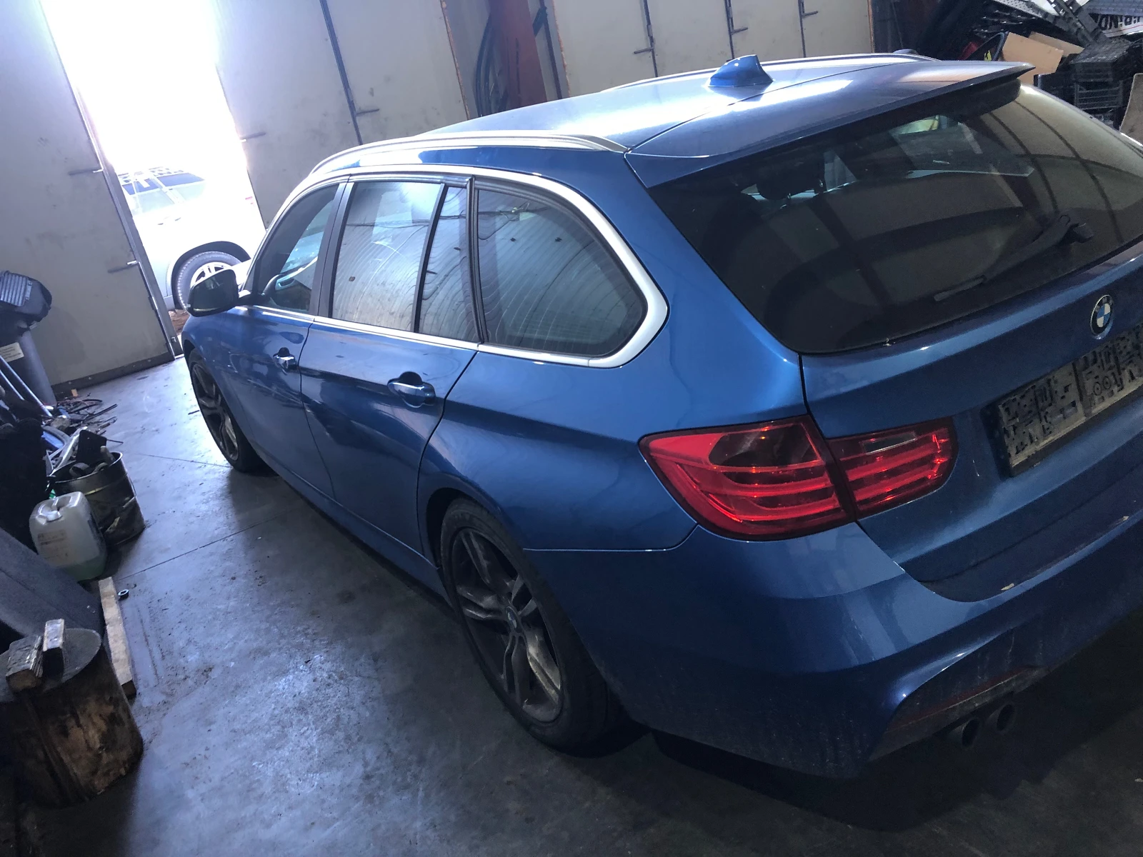 BMW 330 Bmw F31 330d 258hp НА ЧАСТИ - изображение 3