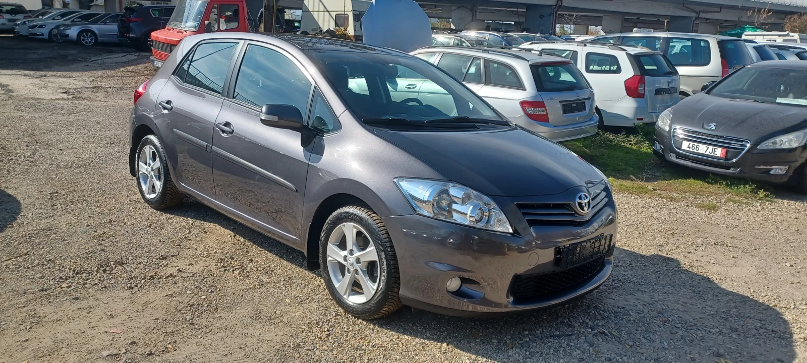 Toyota Auris             102 000км. - изображение 2