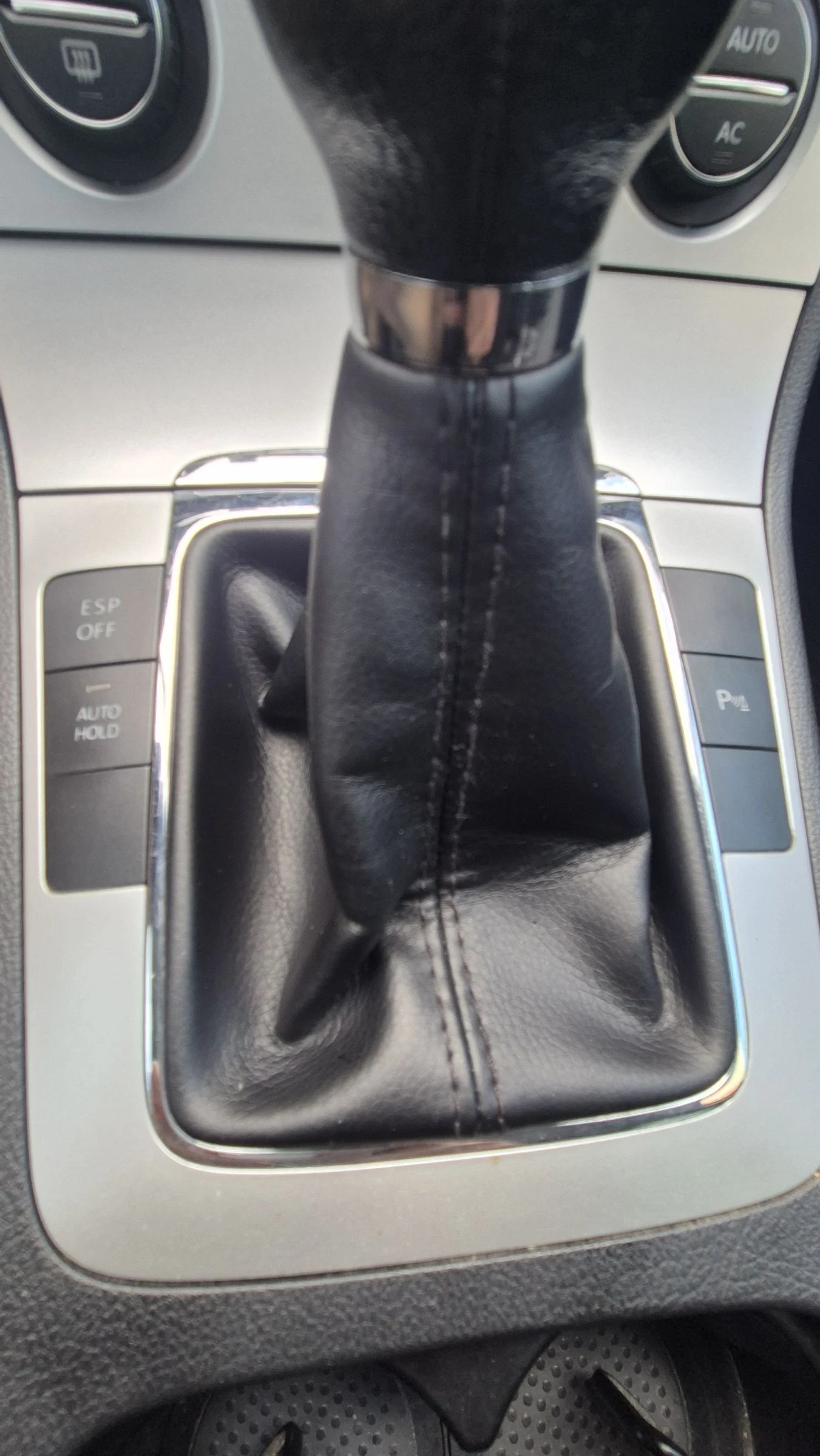 VW Passat 1.9TDI 105KC - изображение 9