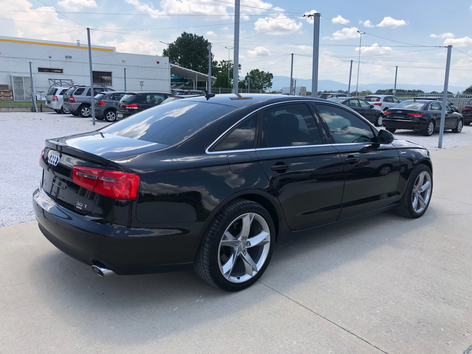 Audi A6 TFSI PREMIUM 4Х4 SUPERCHARGED  - изображение 4