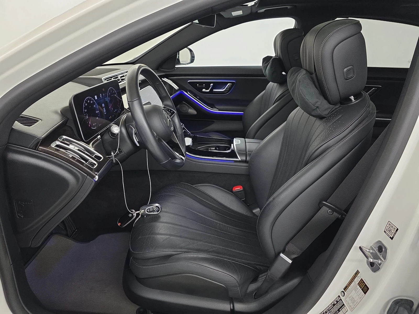 Mercedes-Benz S 500 ВАКУМ* DESIGNO* 360* МАСАЖ* ДИСТРОНИК* ОБДУХ* PANO - изображение 9