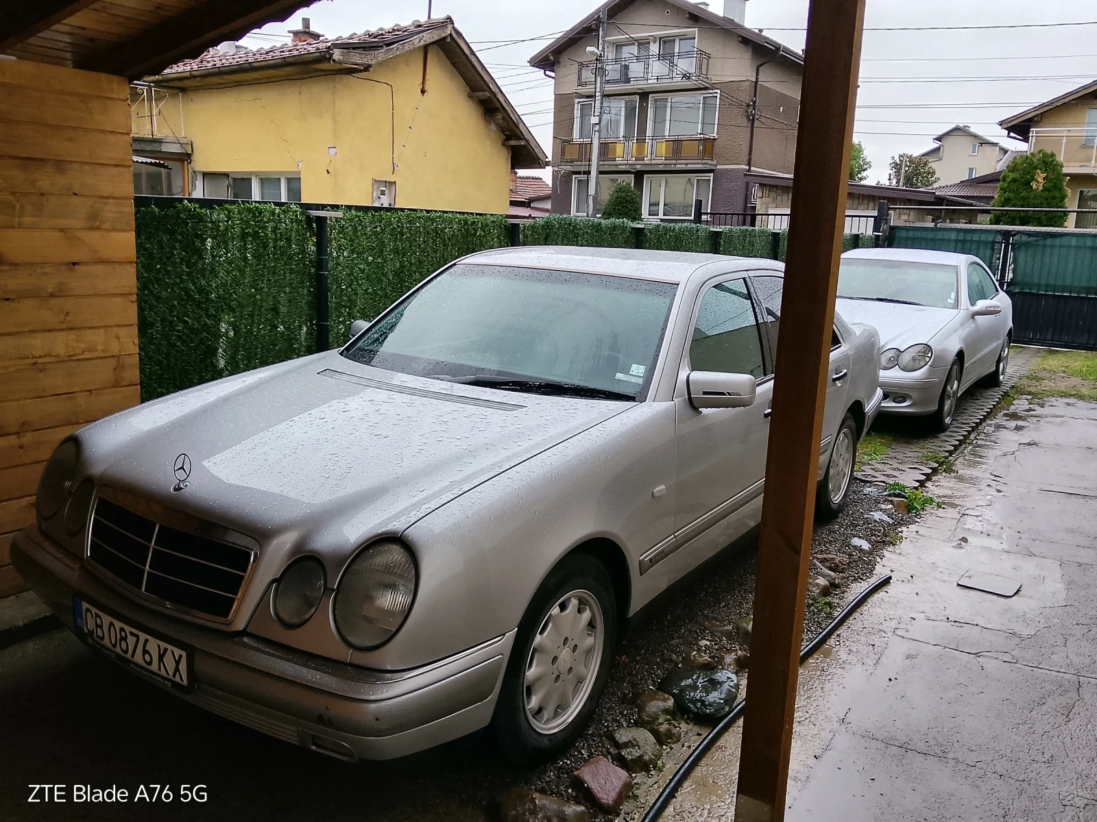 Mercedes-Benz E 200 | Mobile.bg — изображение 1
