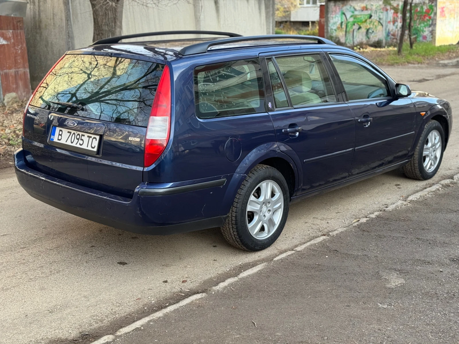 Ford Mondeo 2.0TDCi Ghia  | Mobile.bg   3