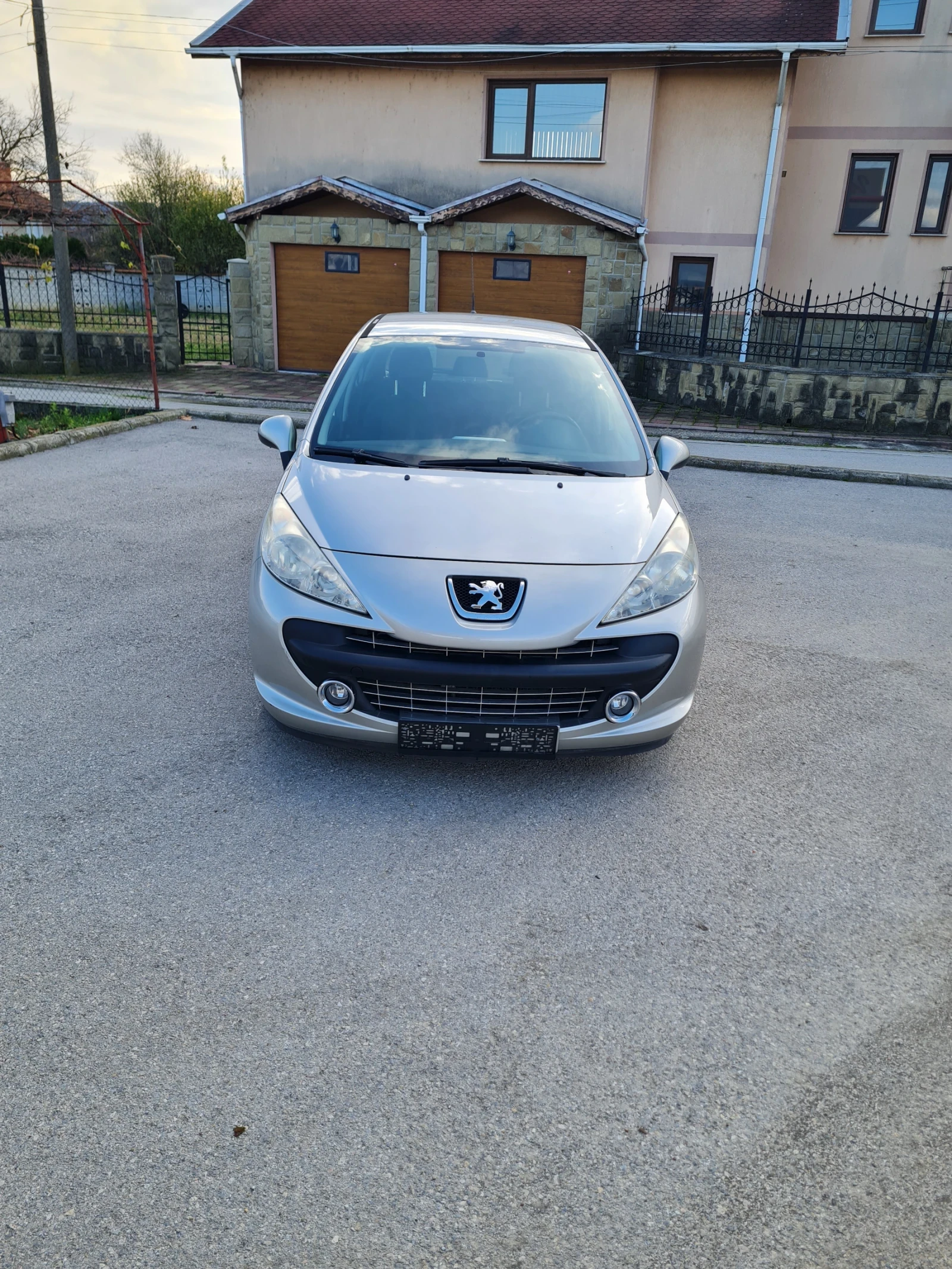 Peugeot 207 1.4. 90.. 2008.  | Mobile.bg   1