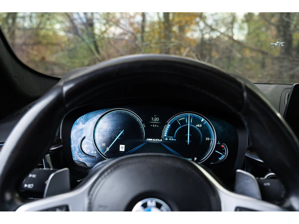 BMW 540 XDrive* Keyless* Кожа* NAVI* Безупречно състояние* - изображение 10