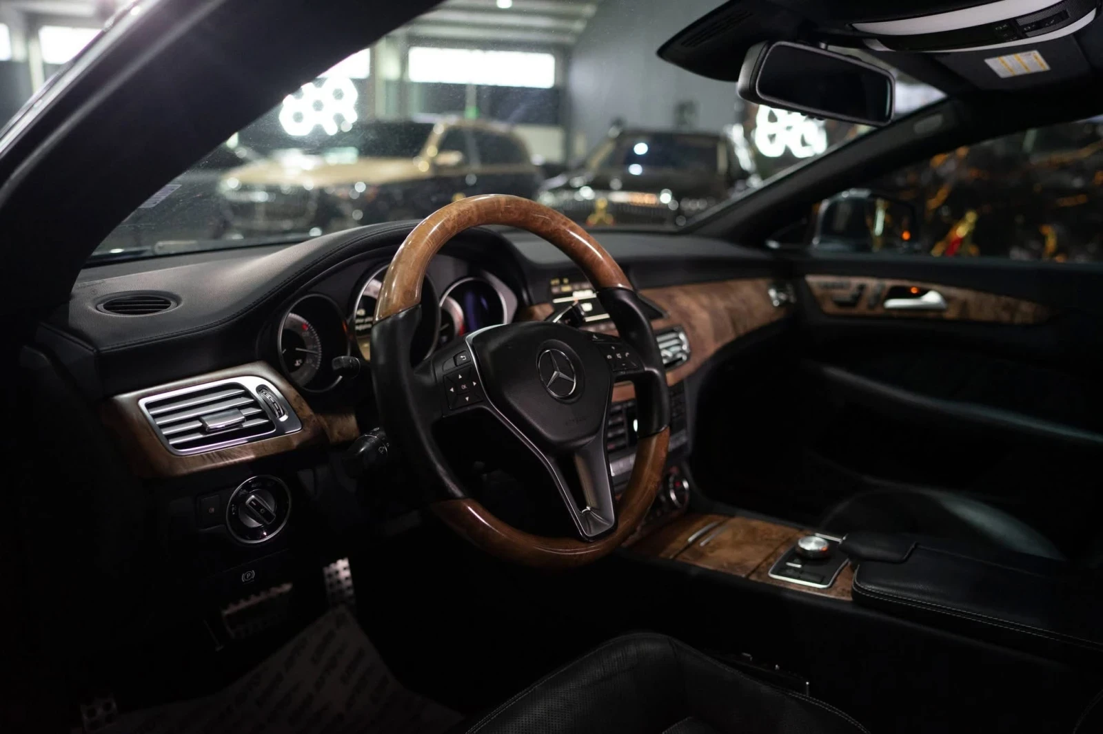 Mercedes-Benz CLS 350 D 4MATIC FULL AMG LINE H&K ������ 100% | Mobile.bg � ����������� 12