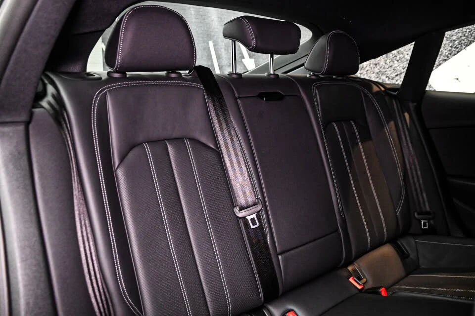 Audi A5 Sportback quattro S* АвтоКредит* (Цена до БГ) , снимка 14 - Автомобили и джипове - 53738608