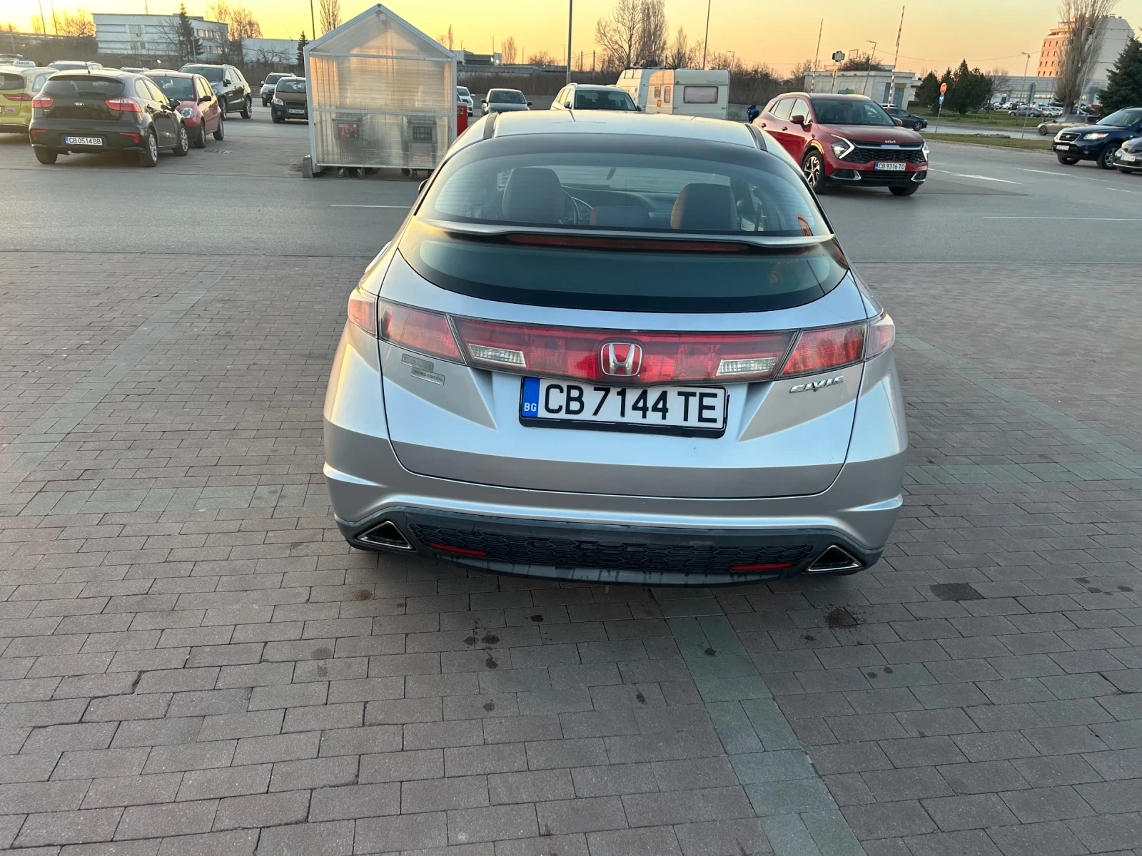 Honda Civic, снимка 5 - Автомобили и джипове - 53829527