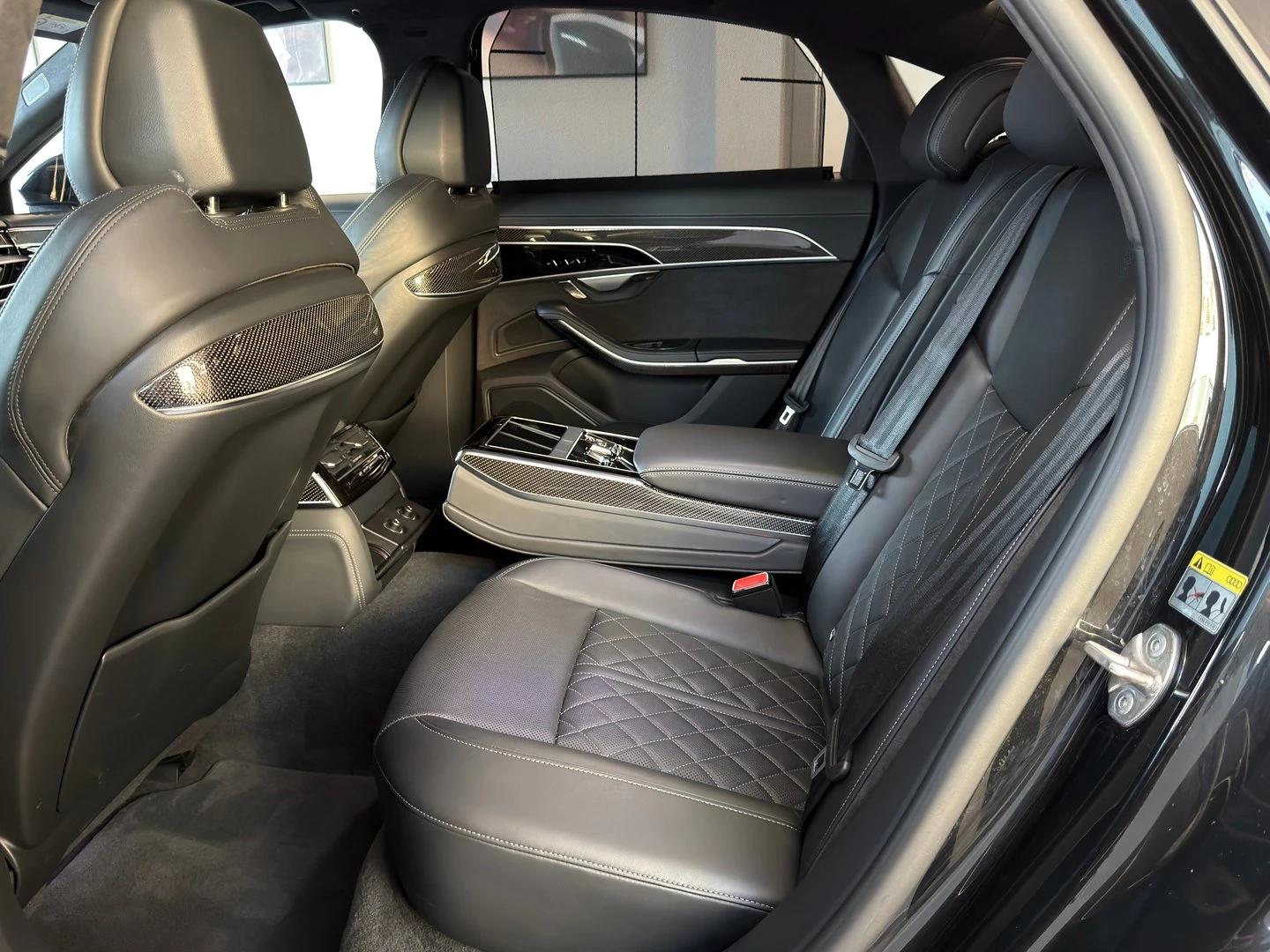 Audi S8 | Mobile.bg � ����������� 7