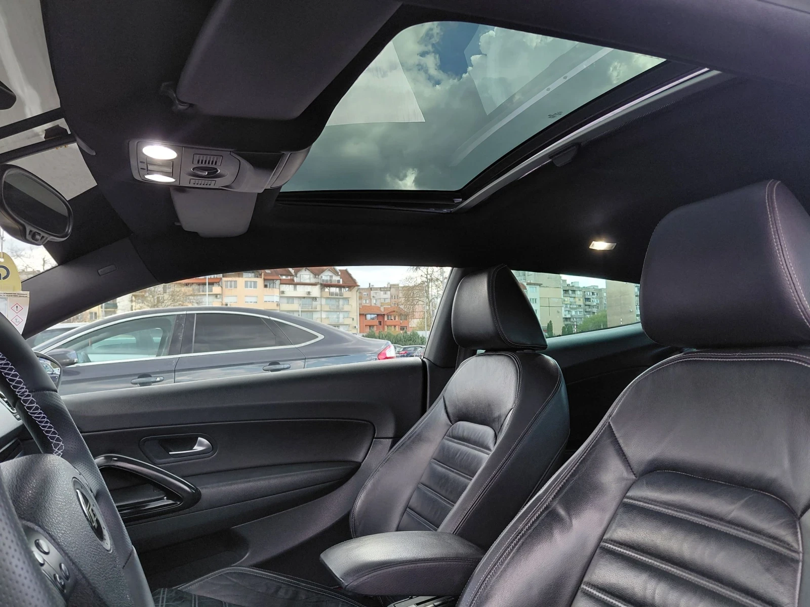 VW Scirocco 2.0TSI , снимка 11 - Автомобили и джипове - 54164034