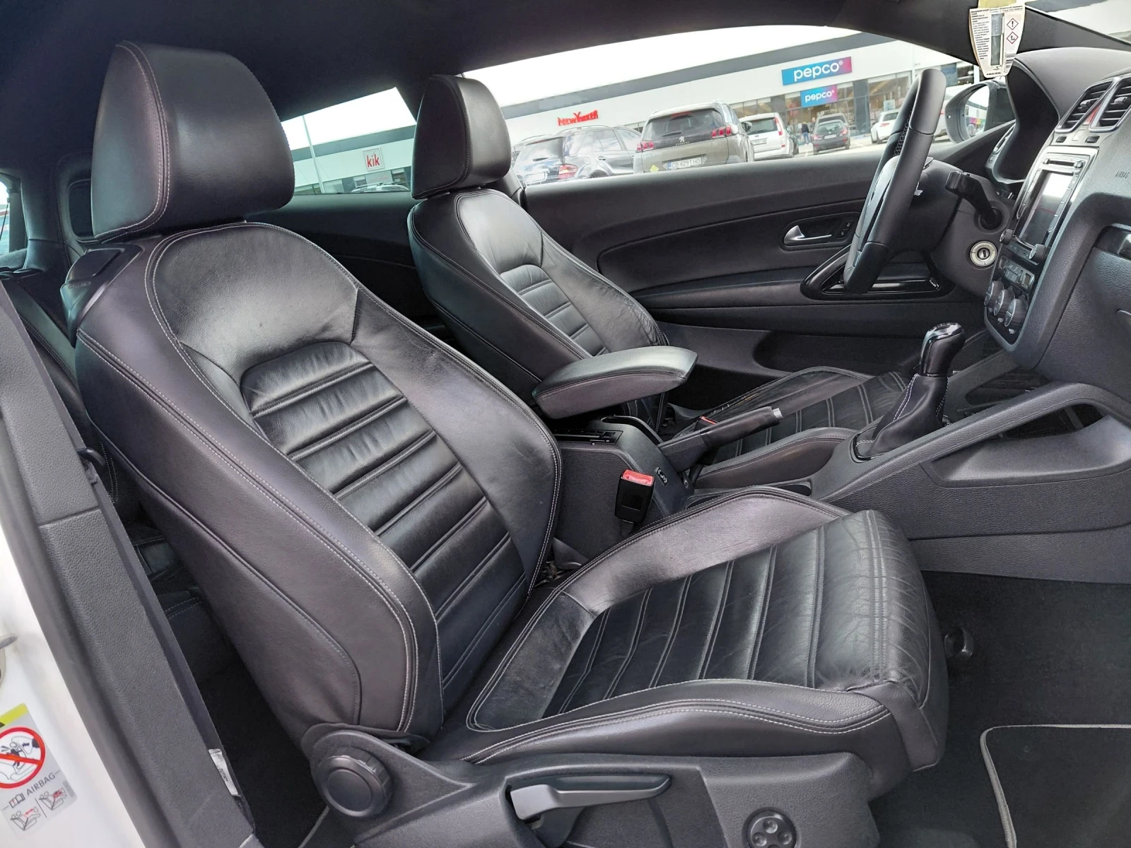 VW Scirocco 2.0TSI , снимка 17 - Автомобили и джипове - 54164034