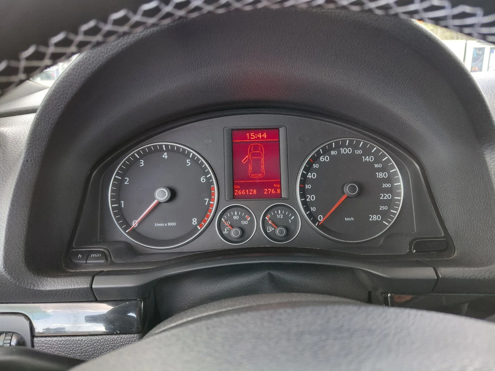 VW Scirocco 2.0TSI , снимка 15 - Автомобили и джипове - 54164034