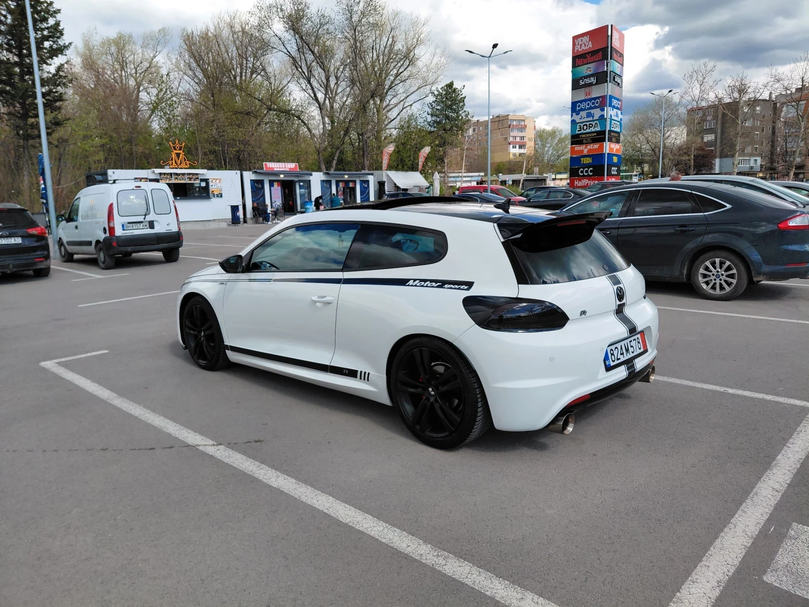 VW Scirocco 2.0TSI , снимка 2 - Автомобили и джипове - 54164034