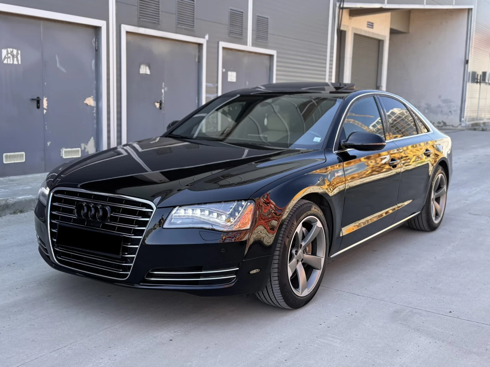 Audi A8 \ 3.0 TFSI \ Full Led \ Сервизна история \ 