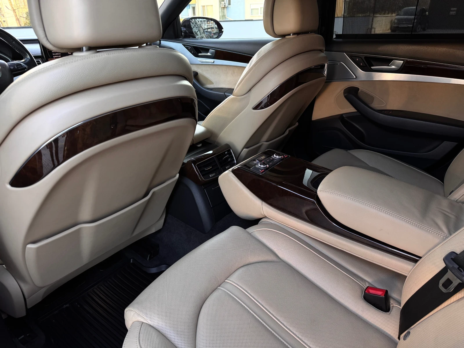 Audi A8 \ 3.0 TFSI \ Full Led \ Сервизна история \ , снимка 14 - Автомобили и джипове - 54311595