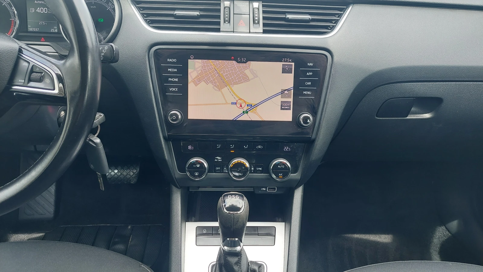 Skoda Octavia 2.0 FACE 150к.с, снимка 14 - Автомобили и джипове - 54610139