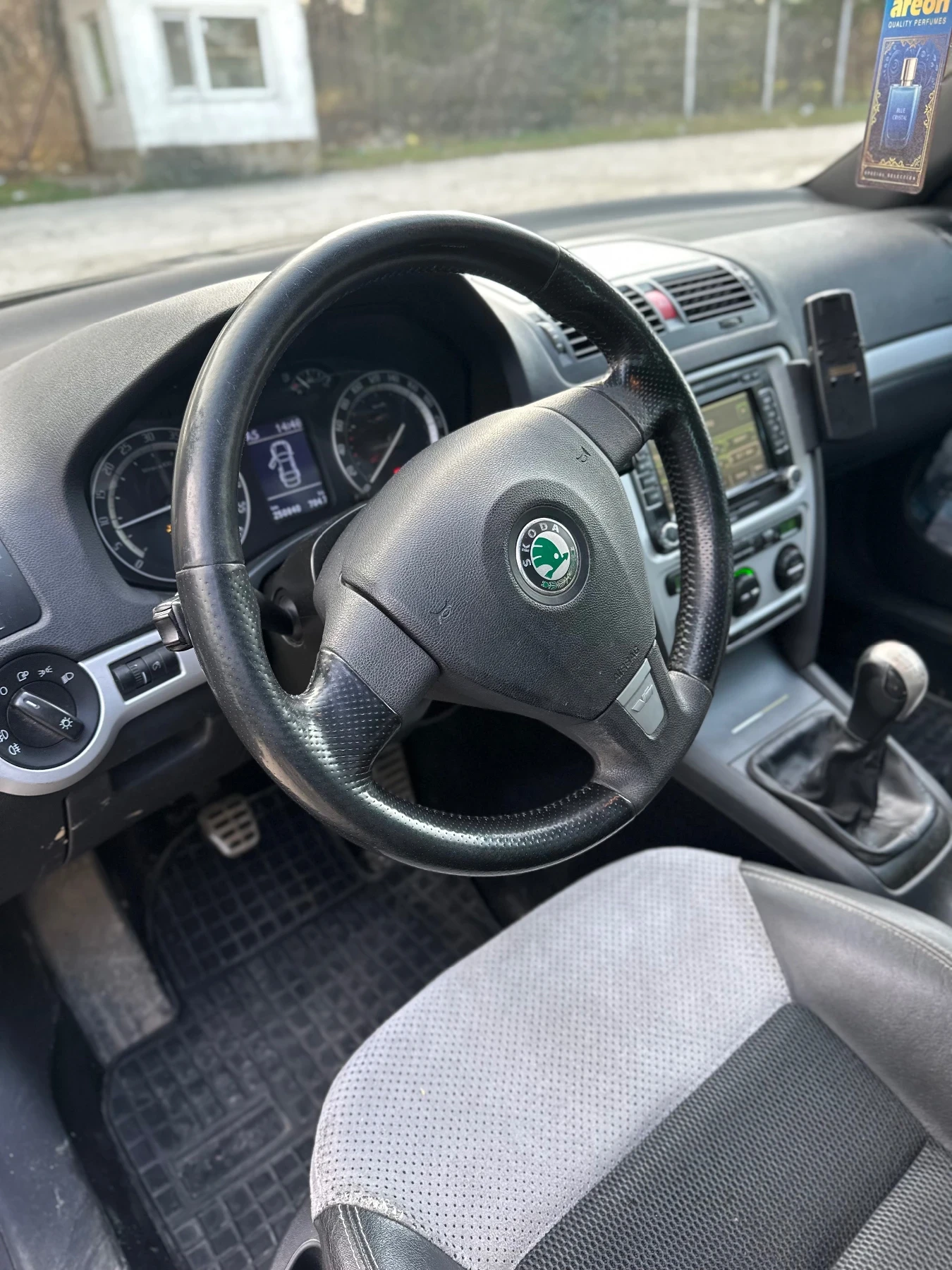 Skoda Octavia 2.0 TDI 170 VRS, снимка 6 - Автомобили и джипове - 54803919