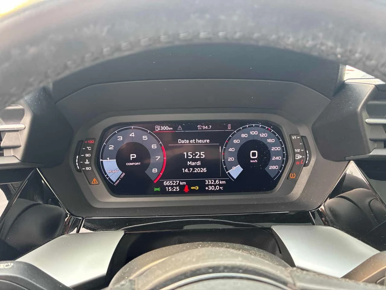 Audi A3 * Komfort * CARFAX * ОПЦИЯ ЗА ФИНАНСИРАНЕ , снимка 8 - Автомобили и джипове - 55335264