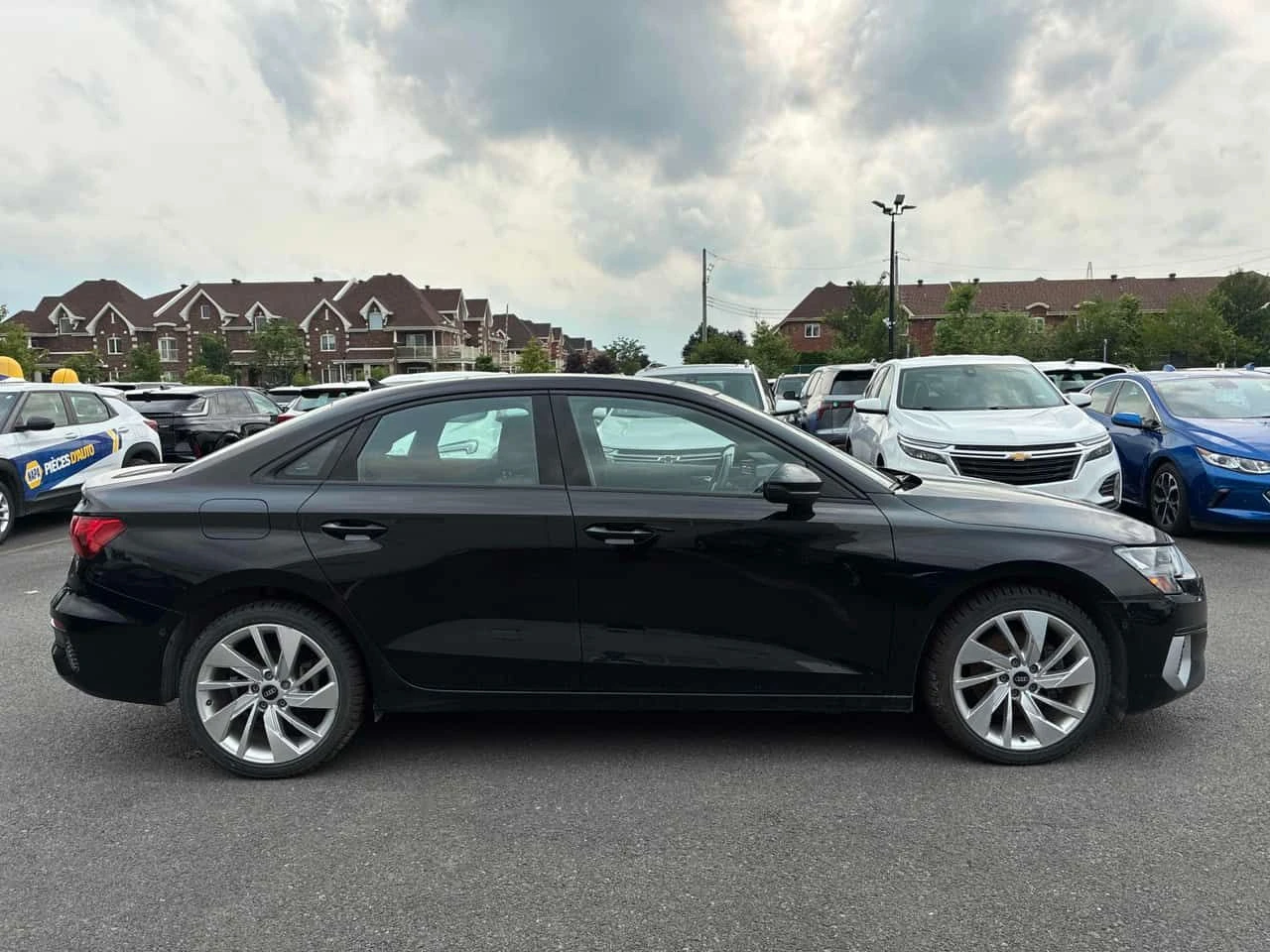 Audi A3 * Komfort * CARFAX * ОПЦИЯ ЗА ФИНАНСИРАНЕ , снимка 3 - Автомобили и джипове - 55335264
