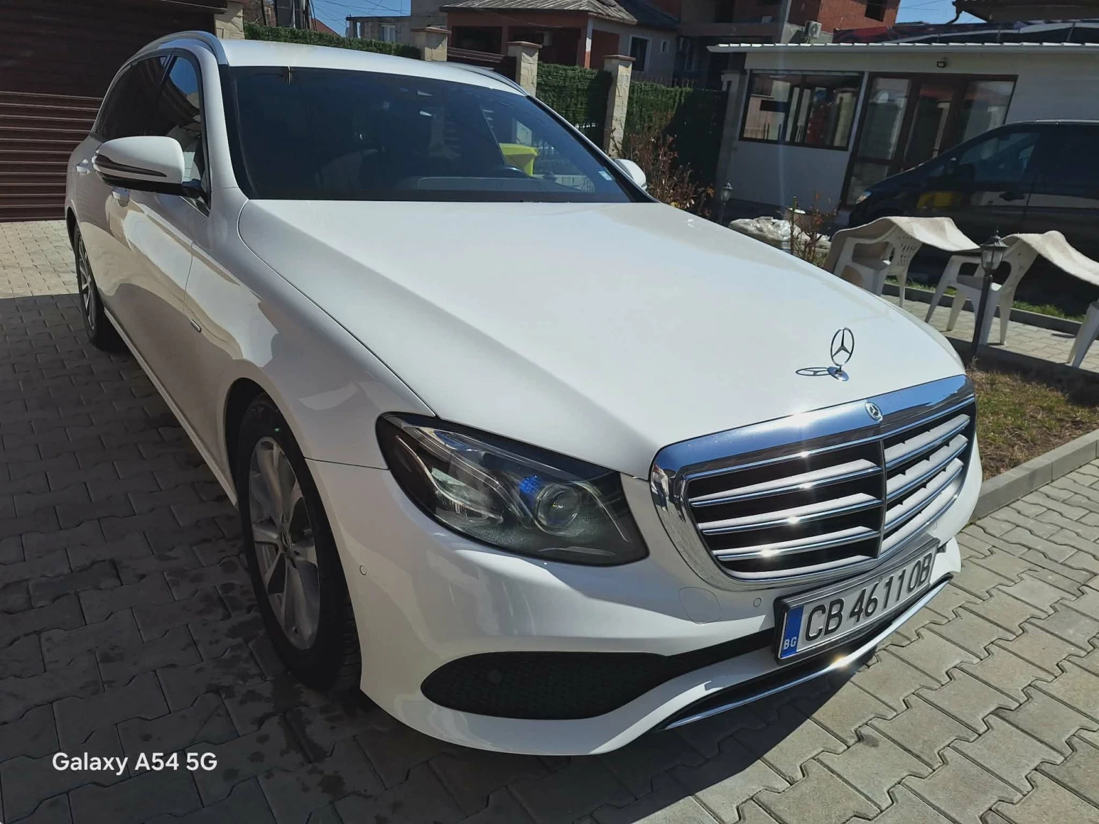 Mercedes-Benz E 220 Mercedes Benz E220 , снимка 2 - Автомобили и джипове - 55486704