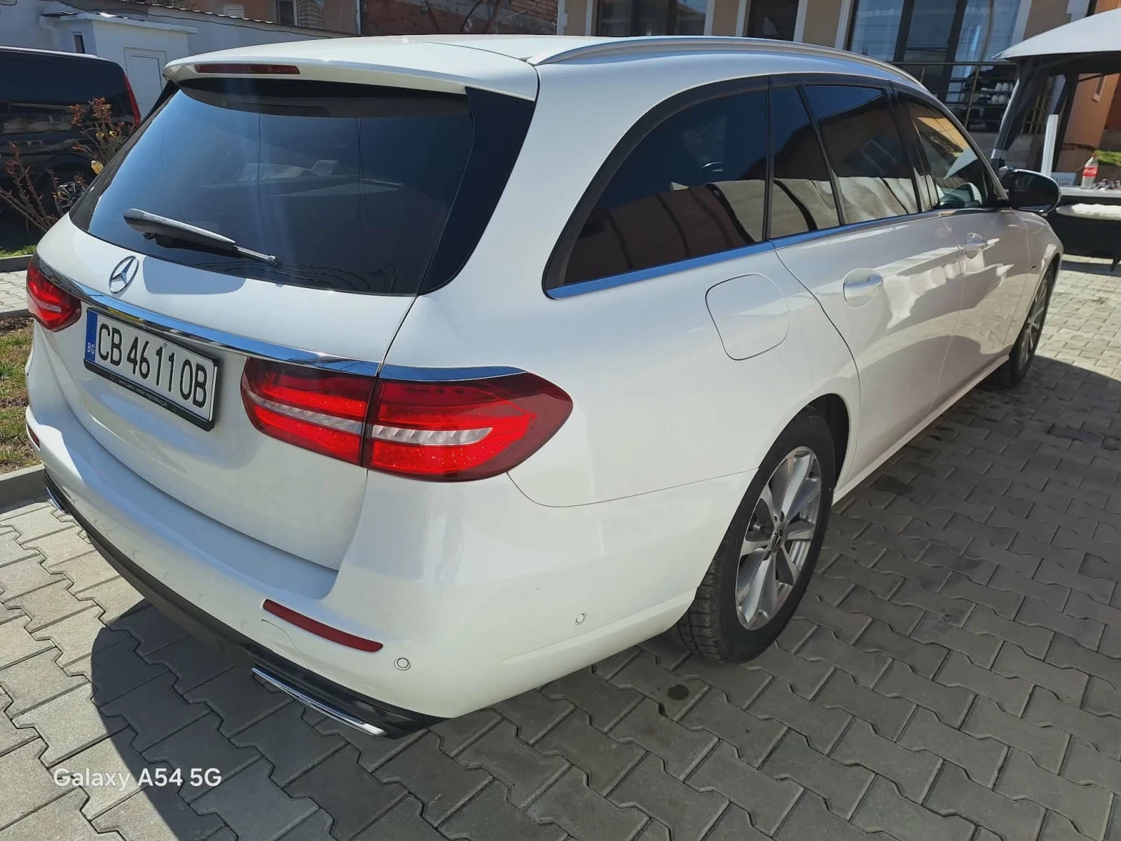 Mercedes-Benz E 220 Mercedes Benz E220 , снимка 4 - Автомобили и джипове - 55486704