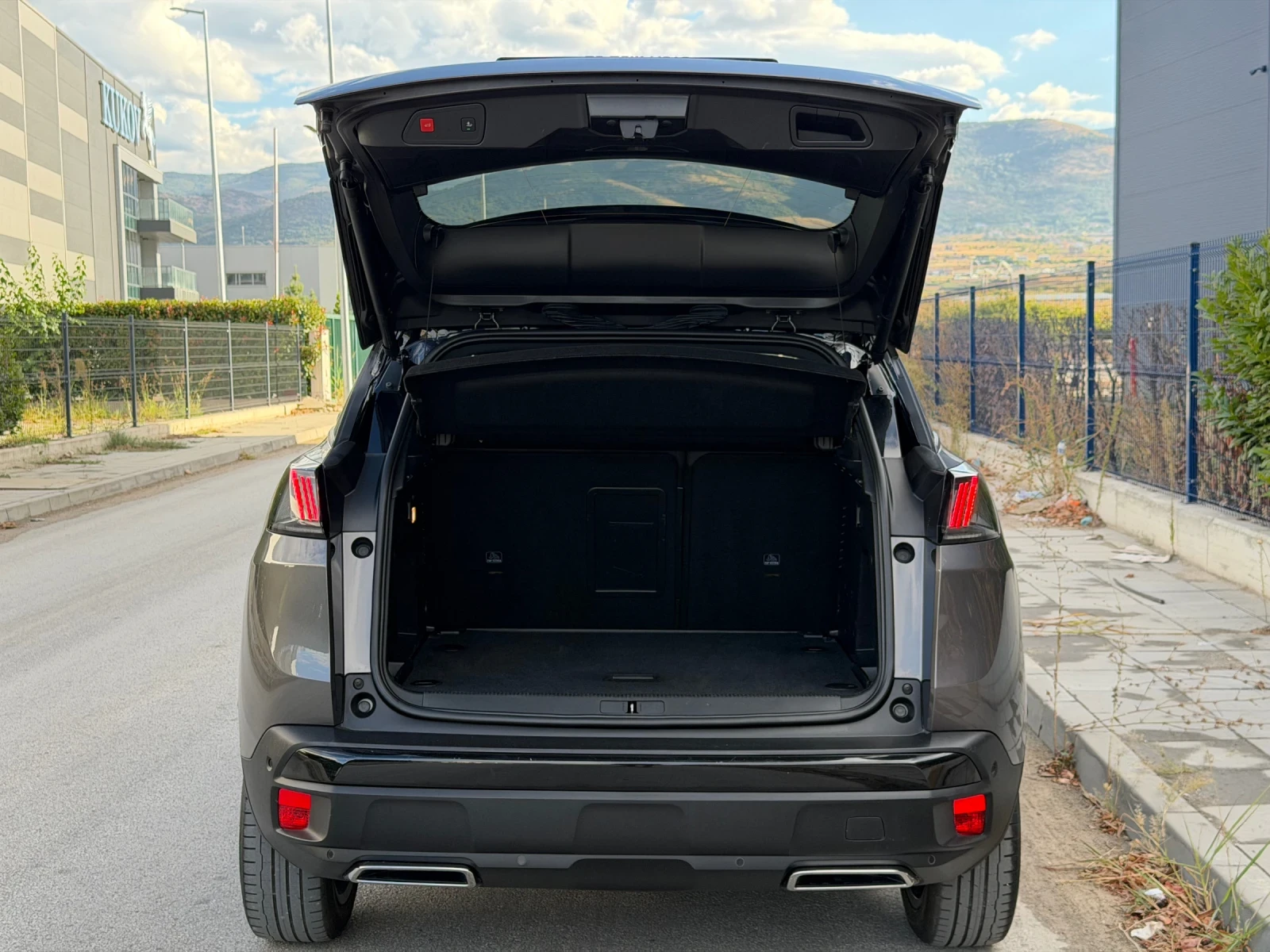 Peugeot 3008 GT-LINE BLACK PACK  N1 ДДС FULL LED 360  , снимка 4 - Автомобили и джипове - 56202005