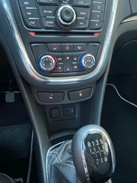Opel Mokka 1.4 бензин газ фабрична 112654 км , снимка 13