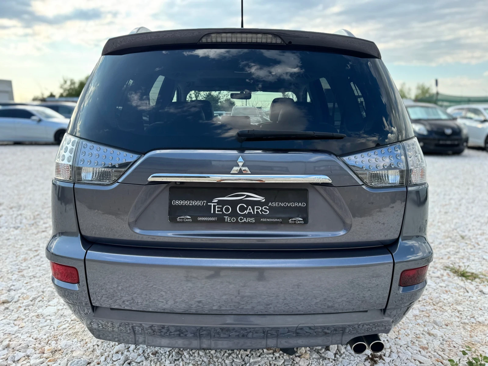 Mitsubishi Outlander 2.2 DiD 156к.с 4WD / 6+ 1 / KOJA / NAVI / PODGREV - изображение 7