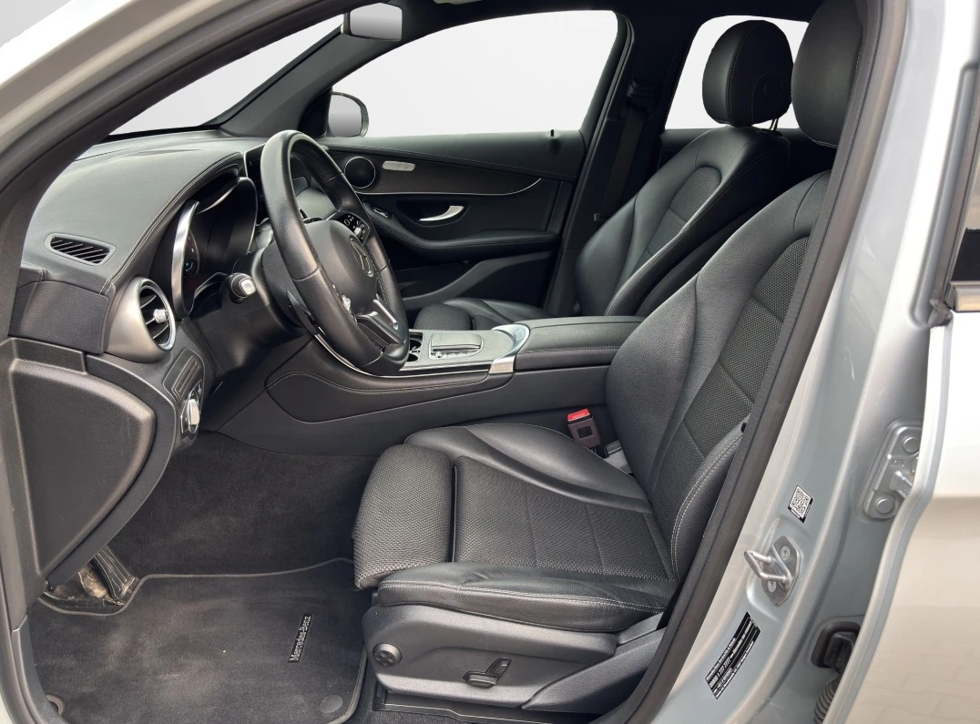 Mercedes-Benz GLC 300 i Coupe 4Matic AMG line - изображение 6