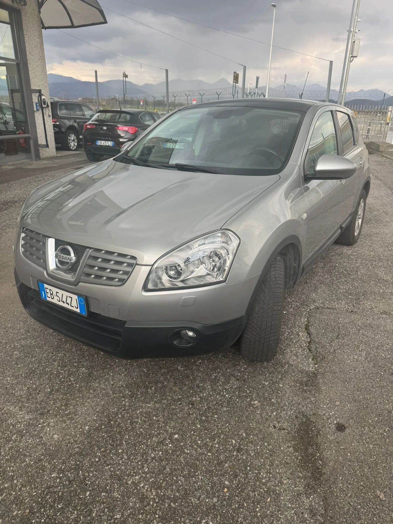 Nissan Qashqai 2.0 4x4 140�.�� | Mobile.bg � ����������� 1