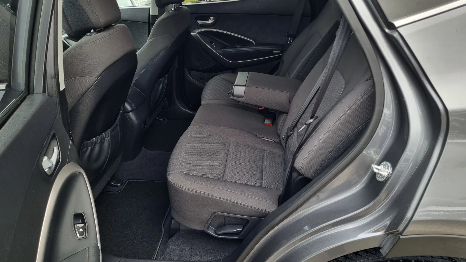 Hyundai Santa fe 2.0CRDI * 4WD* ПЪЛНА ГАРАНЦИЯ!!!, снимка 12 - Автомобили и джипове - 54066145