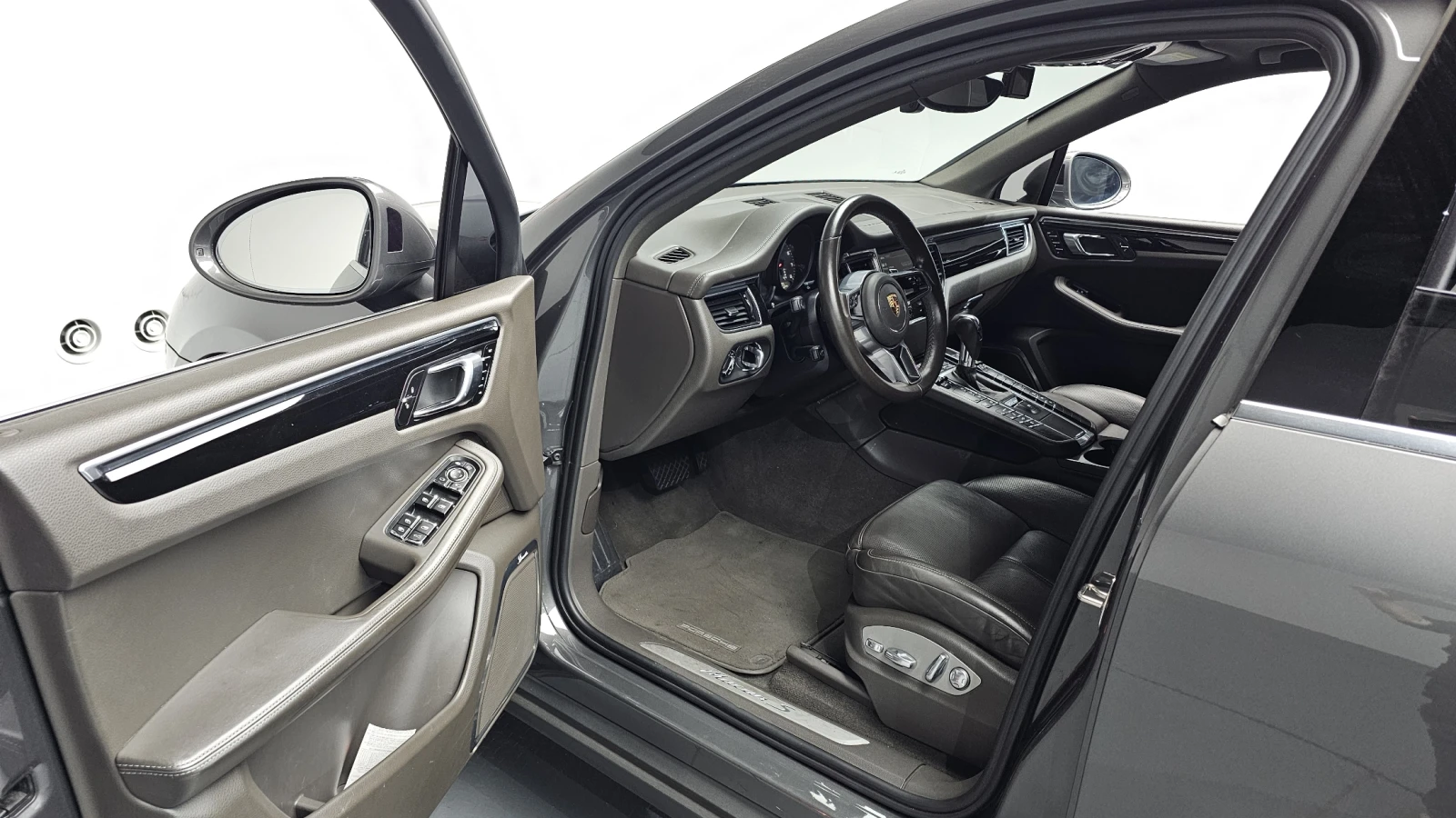 Porsche Macan S* BURMESTER* ЕЛ. БАГАЖНИК* ЛЮК* КРАЙНА ЦЕНА, снимка 10 - Автомобили и джипове - 55243563
