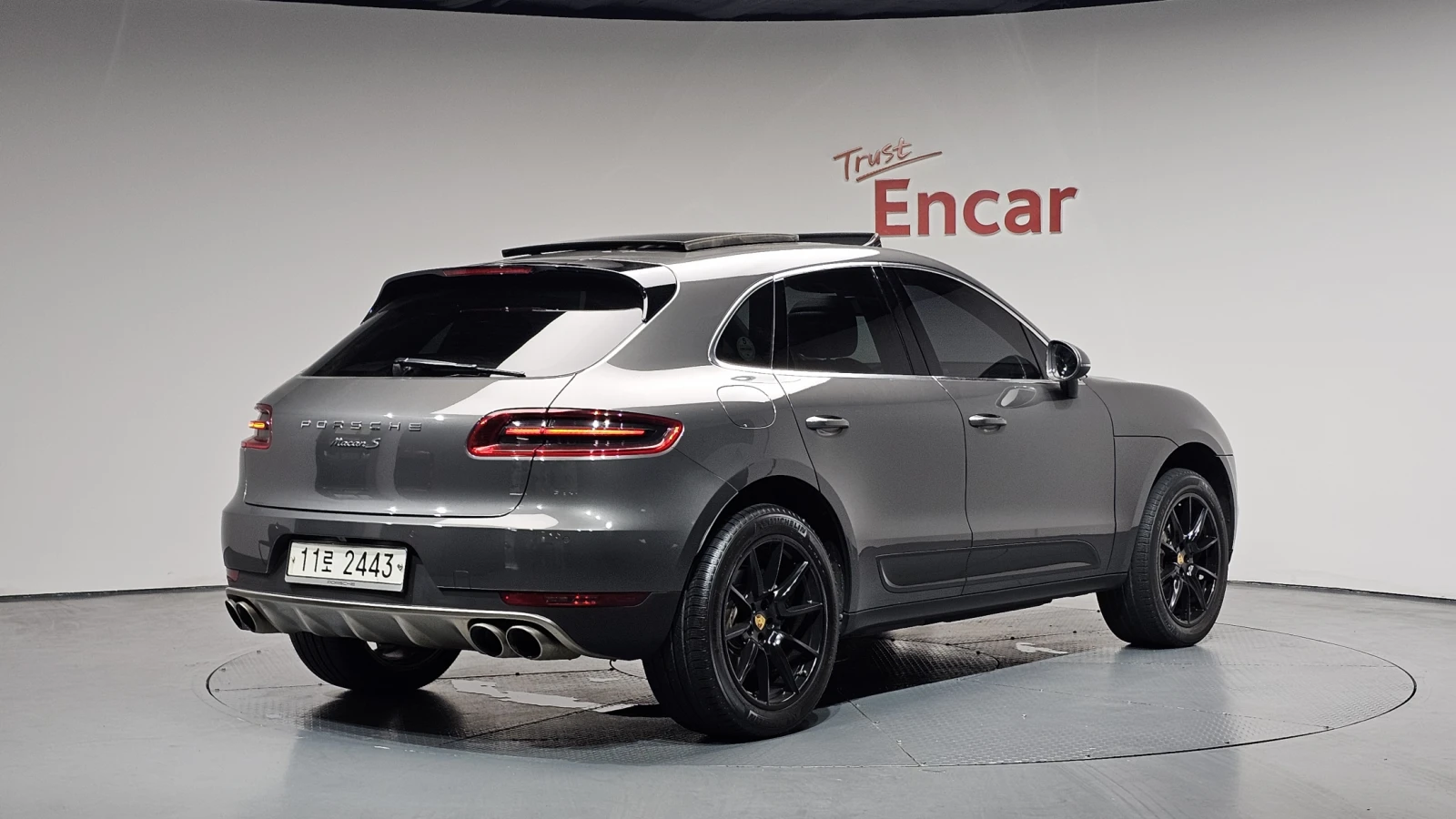 Porsche Macan S* BURMESTER* ЕЛ. БАГАЖНИК* ЛЮК* КРАЙНА ЦЕНА, снимка 2 - Автомобили и джипове - 55243563