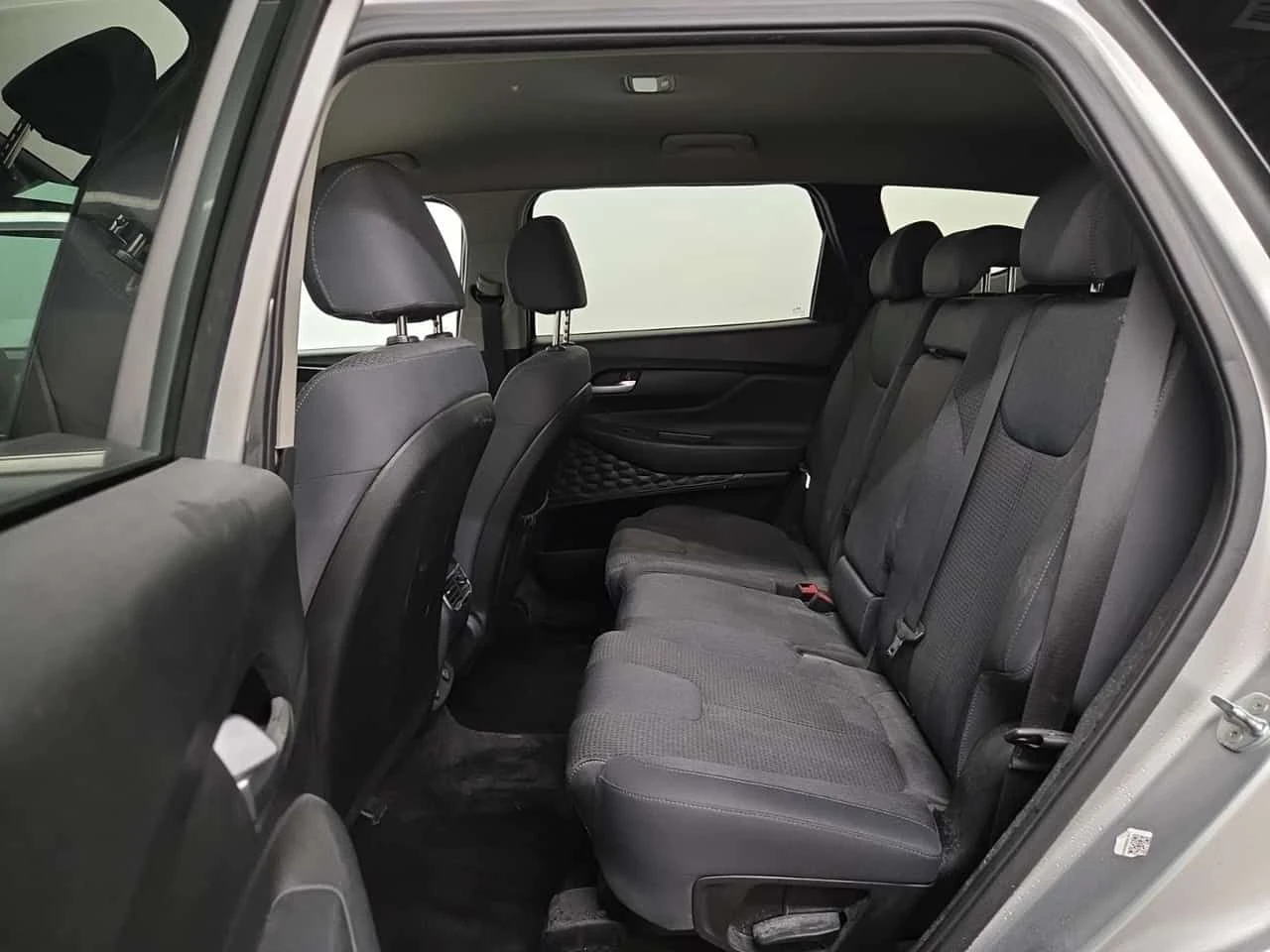 Hyundai Santa fe  ESSENTIAL | ДИСТРОНИК | ПОДГРЕВИ| ЦЕНА ДО БЪЛГАРИ, снимка 11 - Автомобили и джипове - 55386850