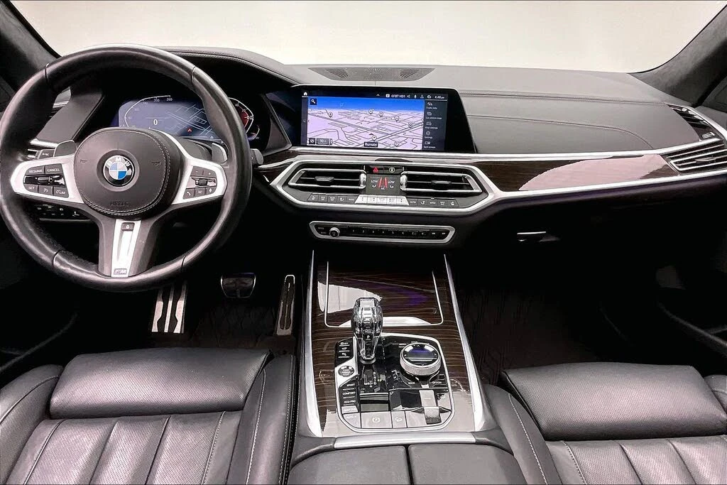 BMW X7 40i* M* SPORT* 360КАМЕРА* LANE* ASSIST* ПАНОРАМА* , снимка 8 - Автомобили и джипове - 55565477