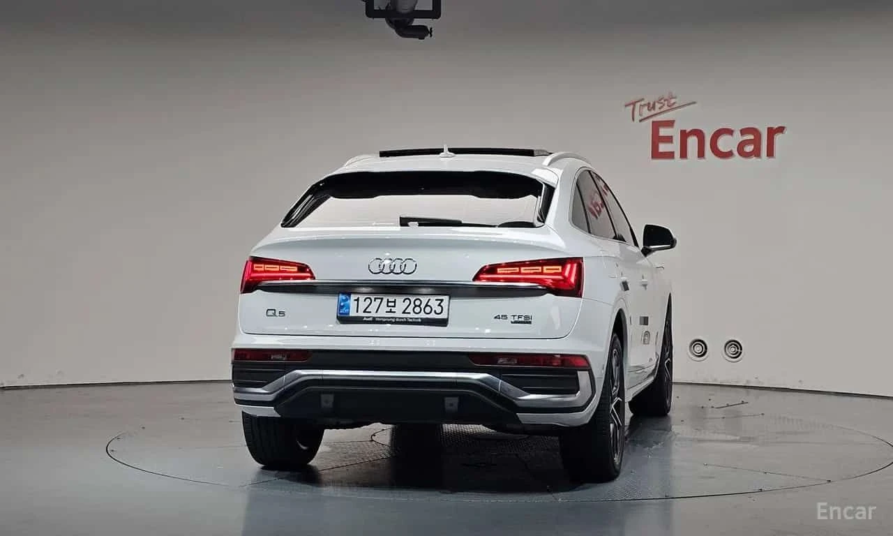 Audi Q5 | DISTRONIC | 360 | ПАНОРАМА | HUD | , снимка 4 - Автомобили и джипове - 55584305