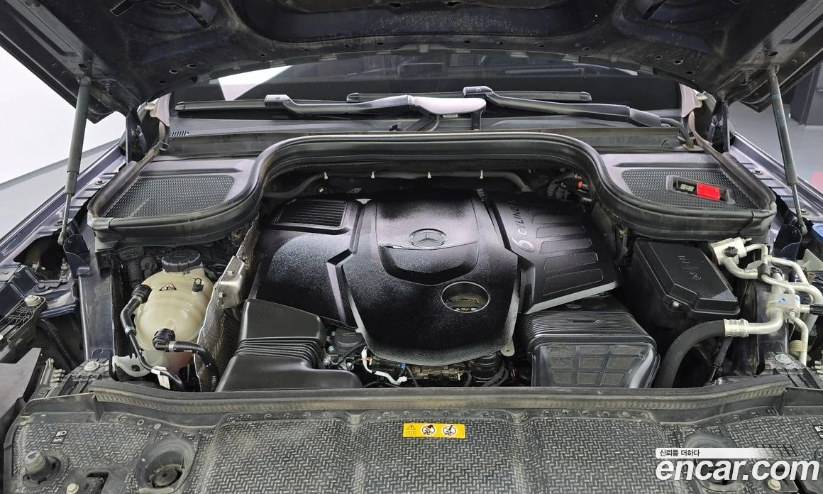 Mercedes-Benz GLS GLS400d 4MATIC, снимка 6 - Автомобили и джипове - 56122349