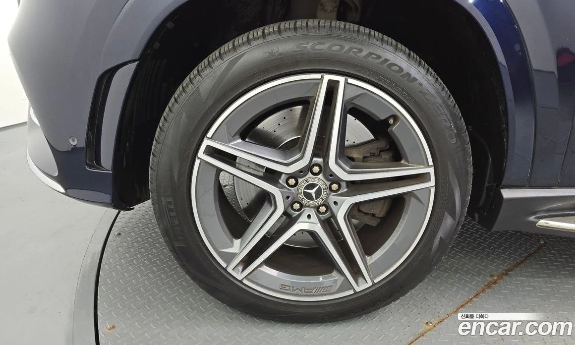 Mercedes-Benz GLS GLS400d 4MATIC, снимка 5 - Автомобили и джипове - 56122349