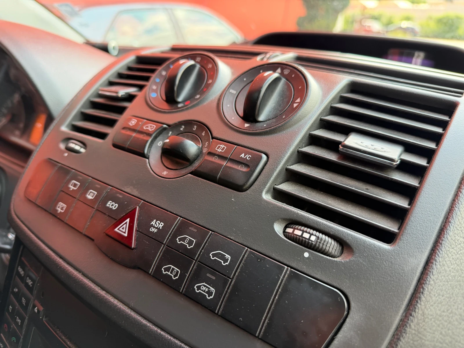 Mercedes-Benz Vito FACE* 8+ 1* Климатик, снимка 13 - Бусове и автобуси - 54655397
