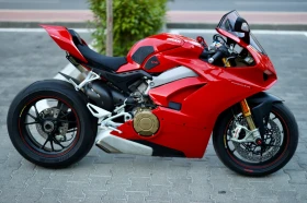 Ducati Panigale V4S